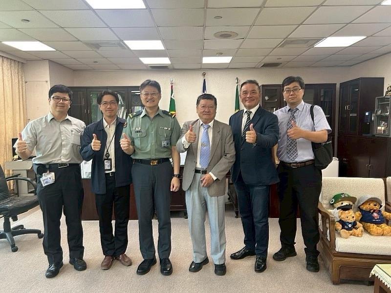 浩峰生技與國防醫學院產學合作團隊